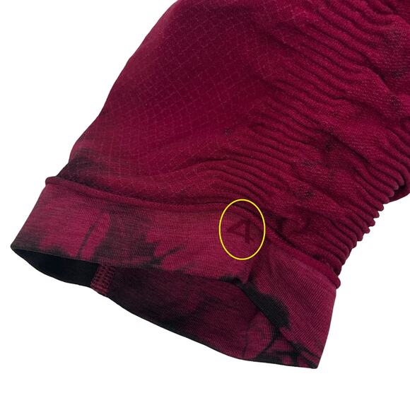 Lululemon In The Flow Crop II Leggings Size 4 Tie Dye Wine Berry Bordeaux Drama - Picture 4 of 5